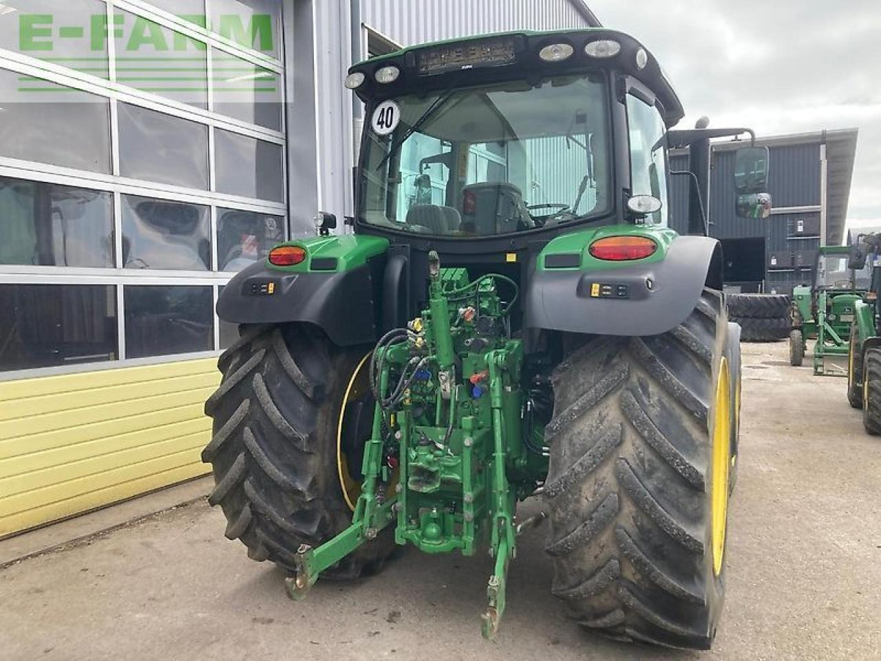 John Deere 6130r - Tractor: afbeelding 4 John Deere 6130r - Tractor: afbeelding 4