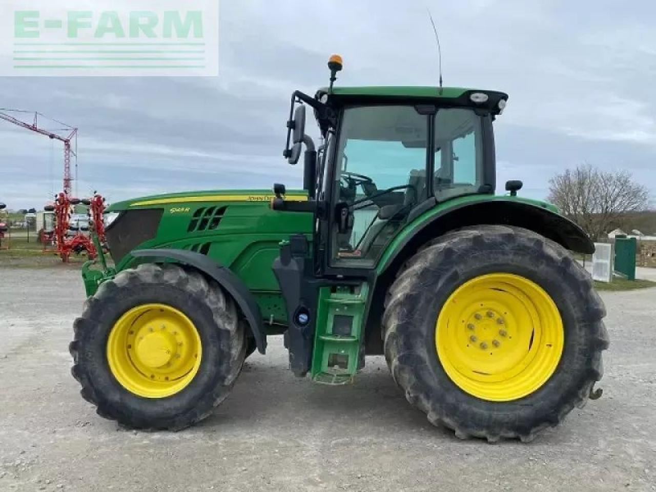 John Deere 6145r - Tractor: afbeelding 3 John Deere 6145r - Tractor: afbeelding 3