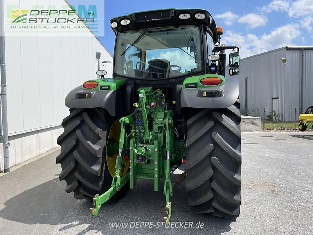 John Deere 6145r commandpro - Tractor: afbeelding 2 John Deere 6145r commandpro - Tractor: afbeelding 2