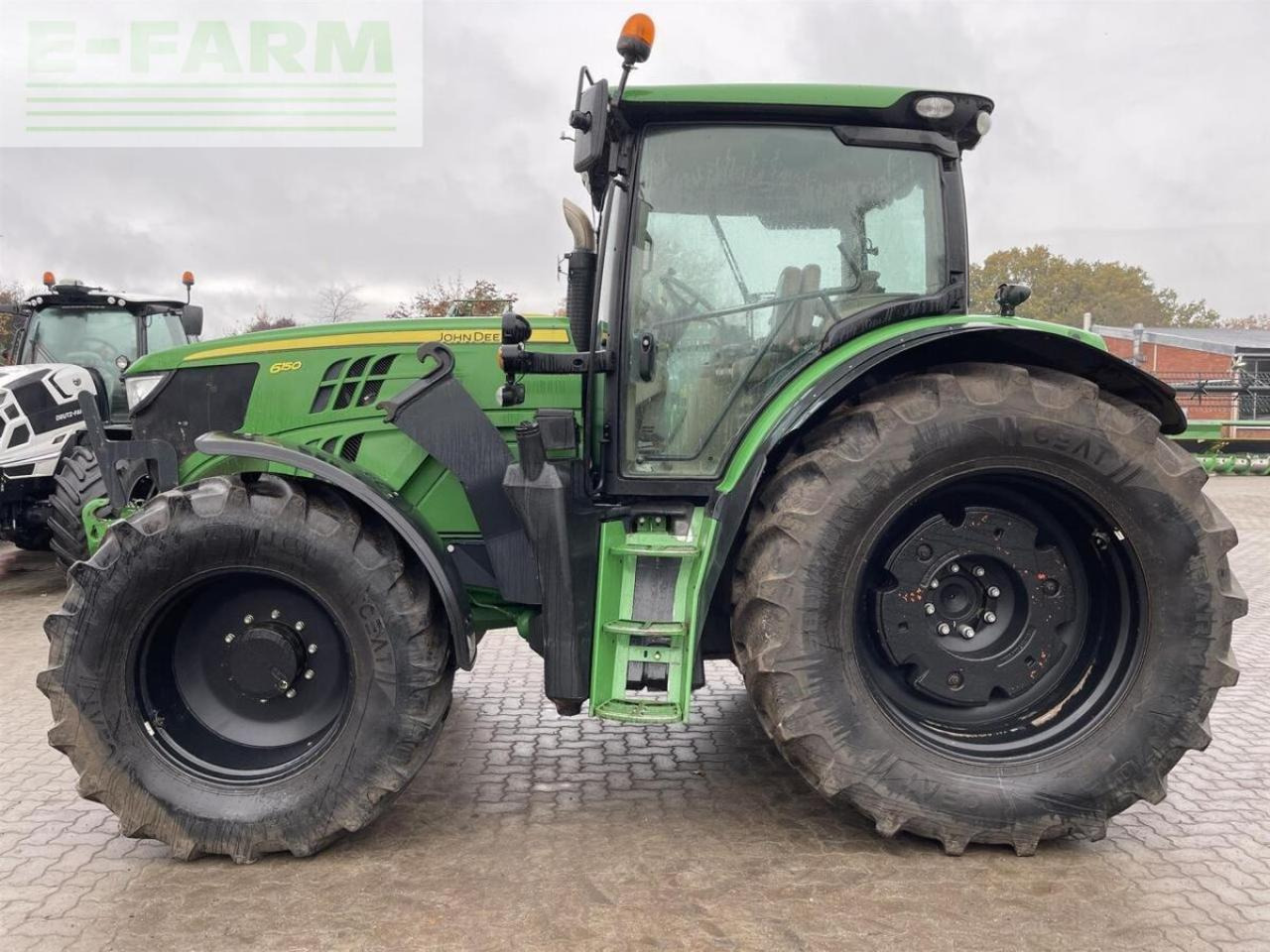 John Deere 6150r - Tractor: afbeelding 4 John Deere 6150r - Tractor: afbeelding 4