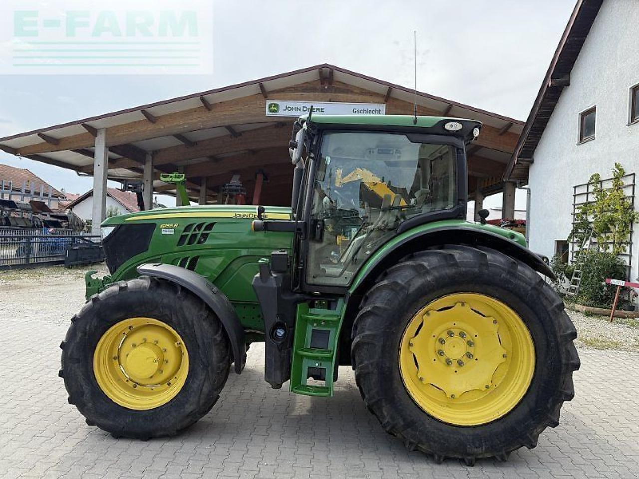 John Deere 6155r - Tractor: afbeelding 4 John Deere 6155r - Tractor: afbeelding 4