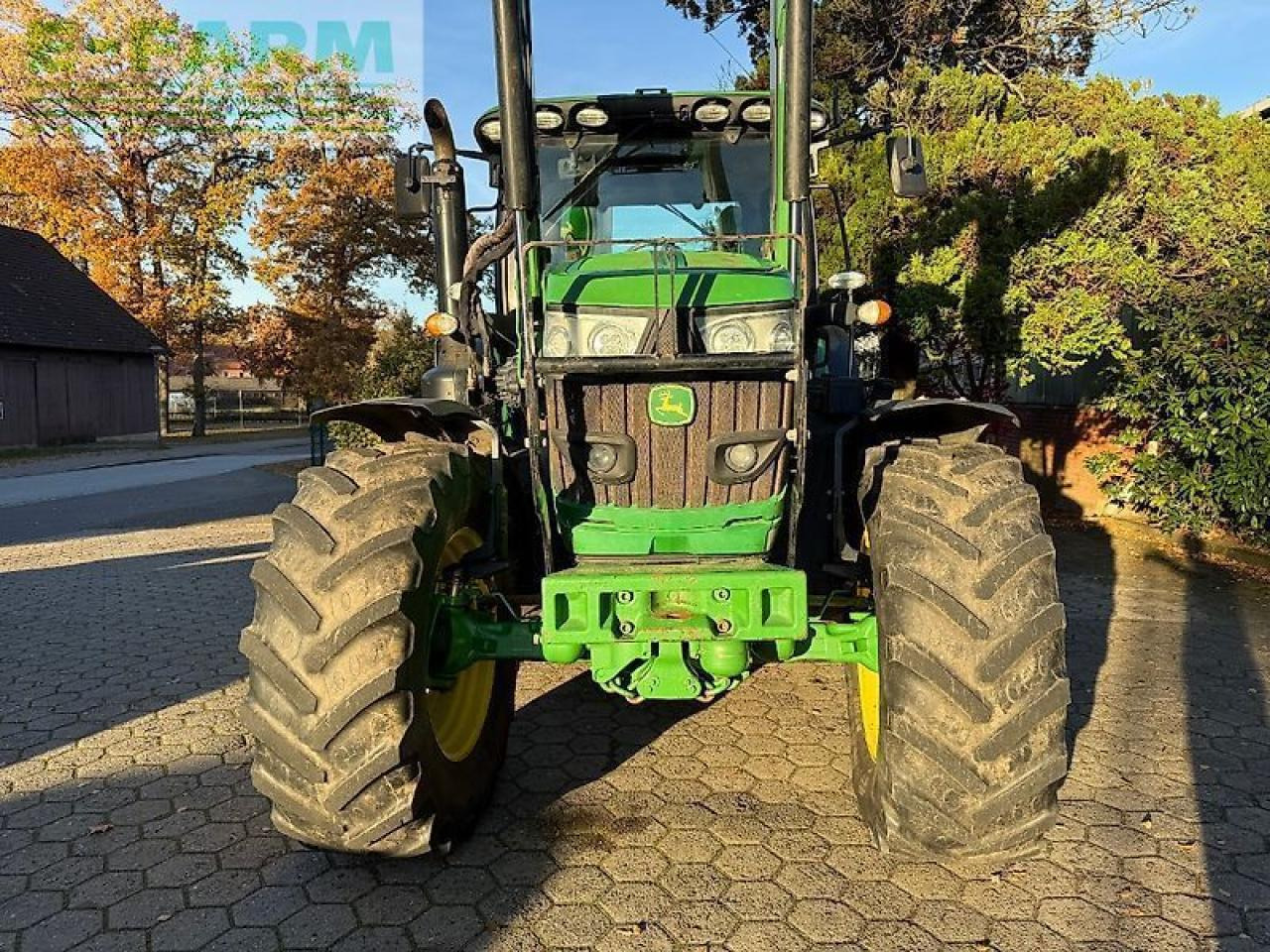 John Deere 6155r - Tractor: afbeelding 3 John Deere 6155r - Tractor: afbeelding 3