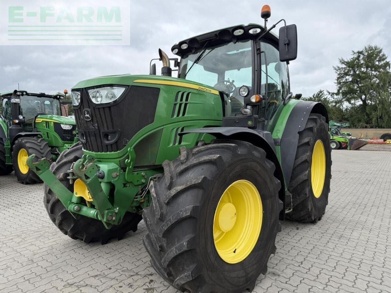 John Deere 6170 r autopowr - Tractor: afbeelding 1 John Deere 6170 r autopowr - Tractor: afbeelding 1