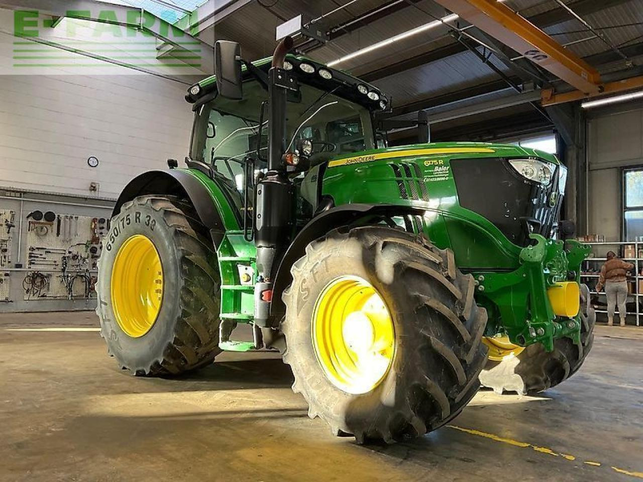 John Deere 6175 r - Tractor: afbeelding 2 John Deere 6175 r - Tractor: afbeelding 2