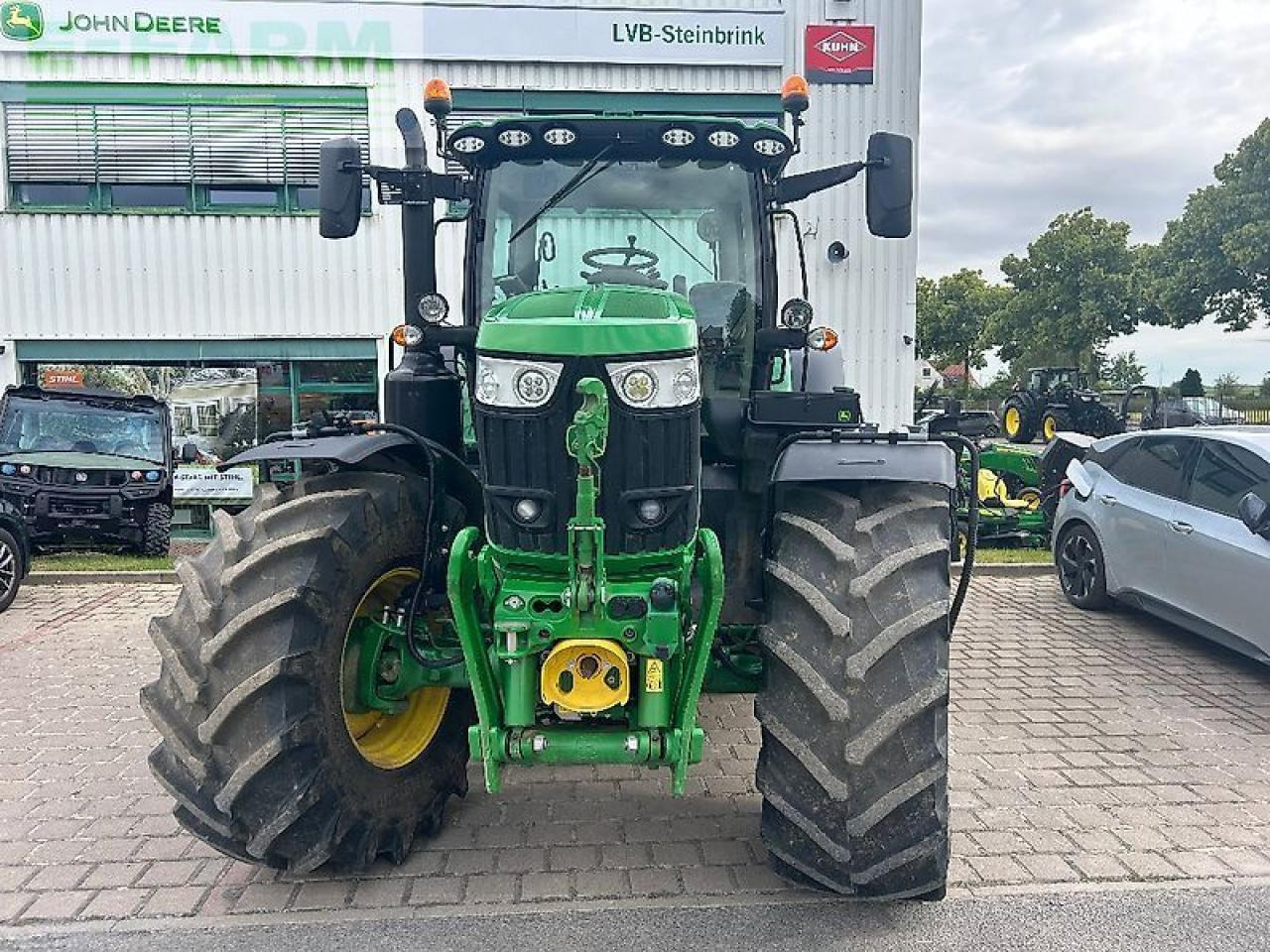 John Deere 6175r - Tractor: afbeelding 2 John Deere 6175r - Tractor: afbeelding 2