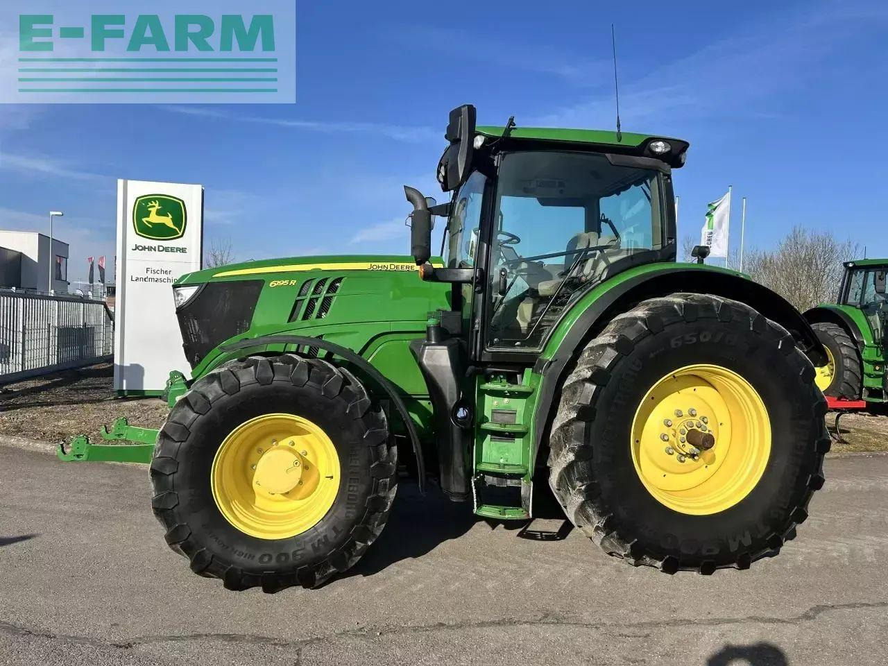 John Deere 6195r - Tractor: afbeelding 1 John Deere 6195r - Tractor: afbeelding 1