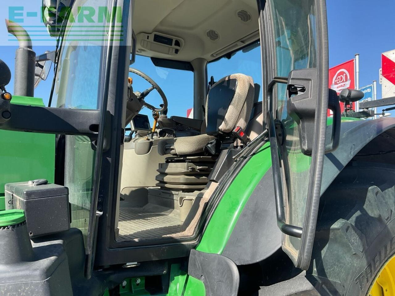 John Deere 6195r - Tractor: afbeelding 5 John Deere 6195r - Tractor: afbeelding 5