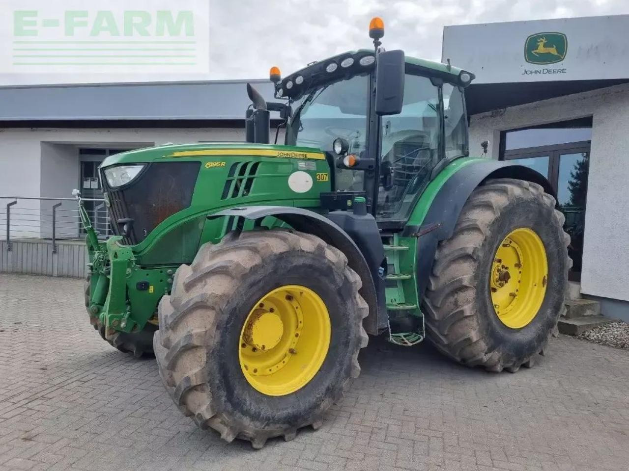 John Deere 6195r my17 ap 40 - Tractor: afbeelding 1 John Deere 6195r my17 ap 40 - Tractor: afbeelding 1