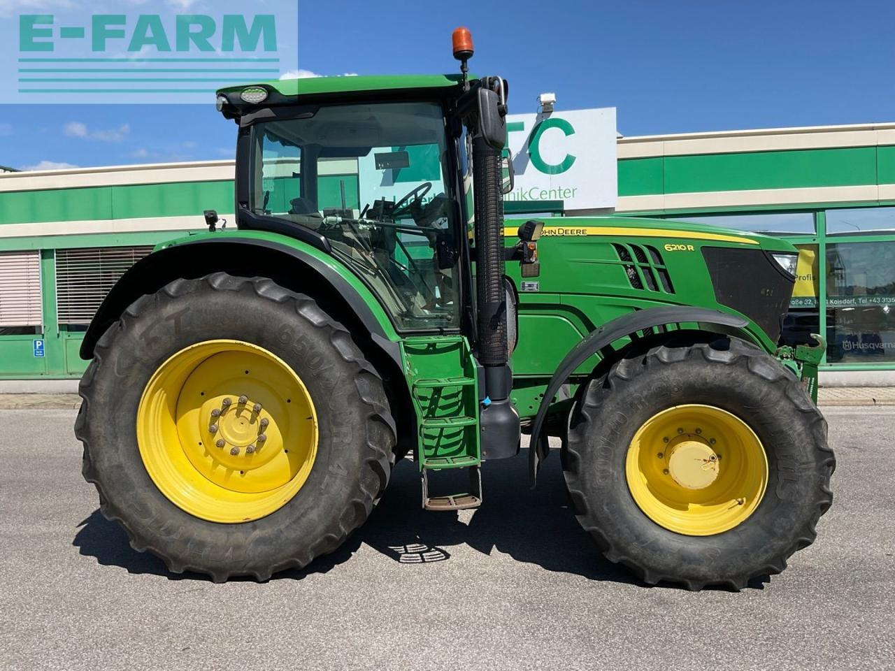 John Deere 6210R - Tractor: afbeelding 5 John Deere 6210R - Tractor: afbeelding 5