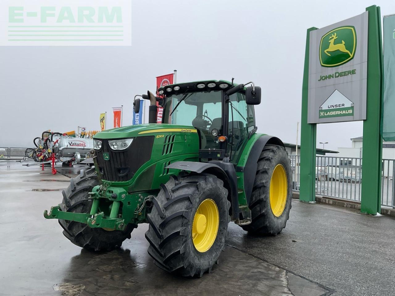 John Deere 6210R - Tractor: afbeelding 1 John Deere 6210R - Tractor: afbeelding 1