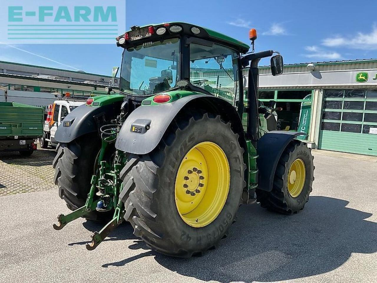 John Deere 6210r - Tractor: afbeelding 3 John Deere 6210r - Tractor: afbeelding 3