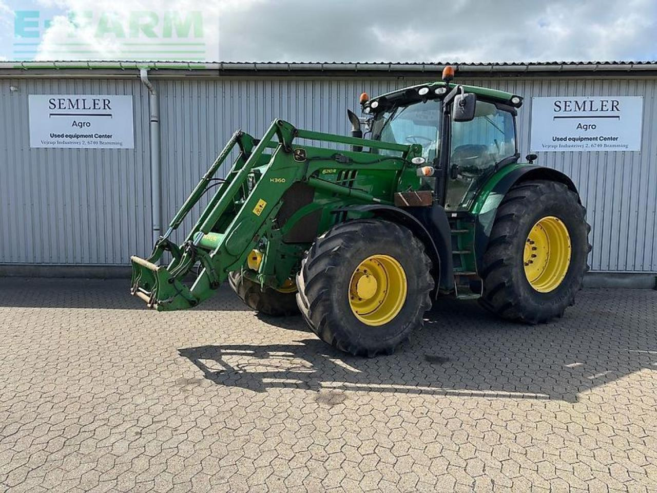 John Deere 6210r - Tractor: afbeelding 1 John Deere 6210r - Tractor: afbeelding 1