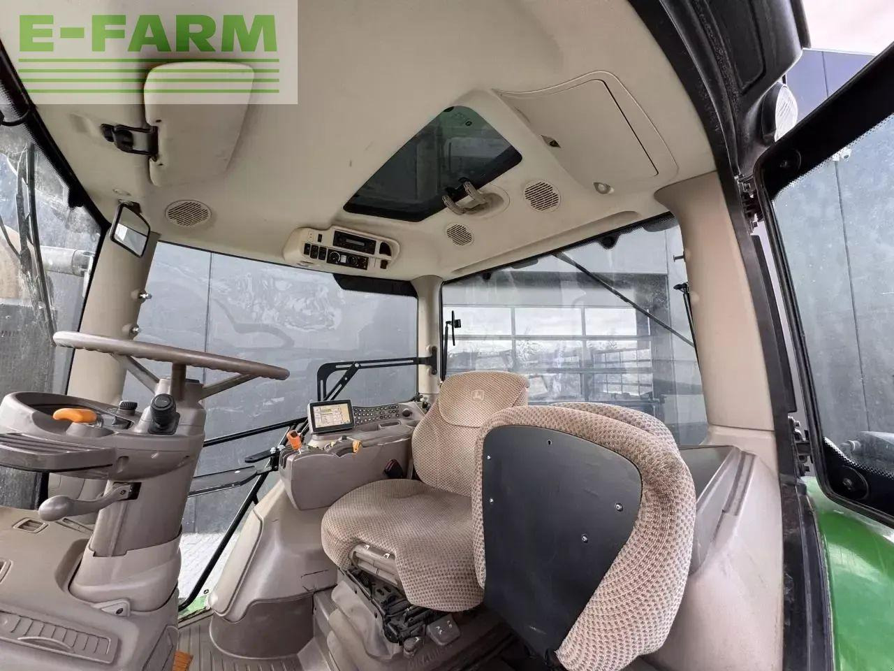 John Deere 6210r - Tractor: afbeelding 4 John Deere 6210r - Tractor: afbeelding 4