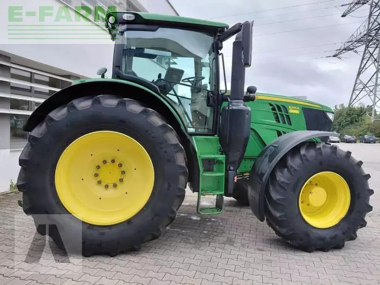 John Deere 6215r - Tractor: afbeelding 3 John Deere 6215r - Tractor: afbeelding 3