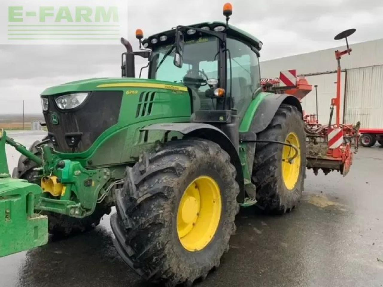 John Deere 6215r - Tractor: afbeelding 1 John Deere 6215r - Tractor: afbeelding 1