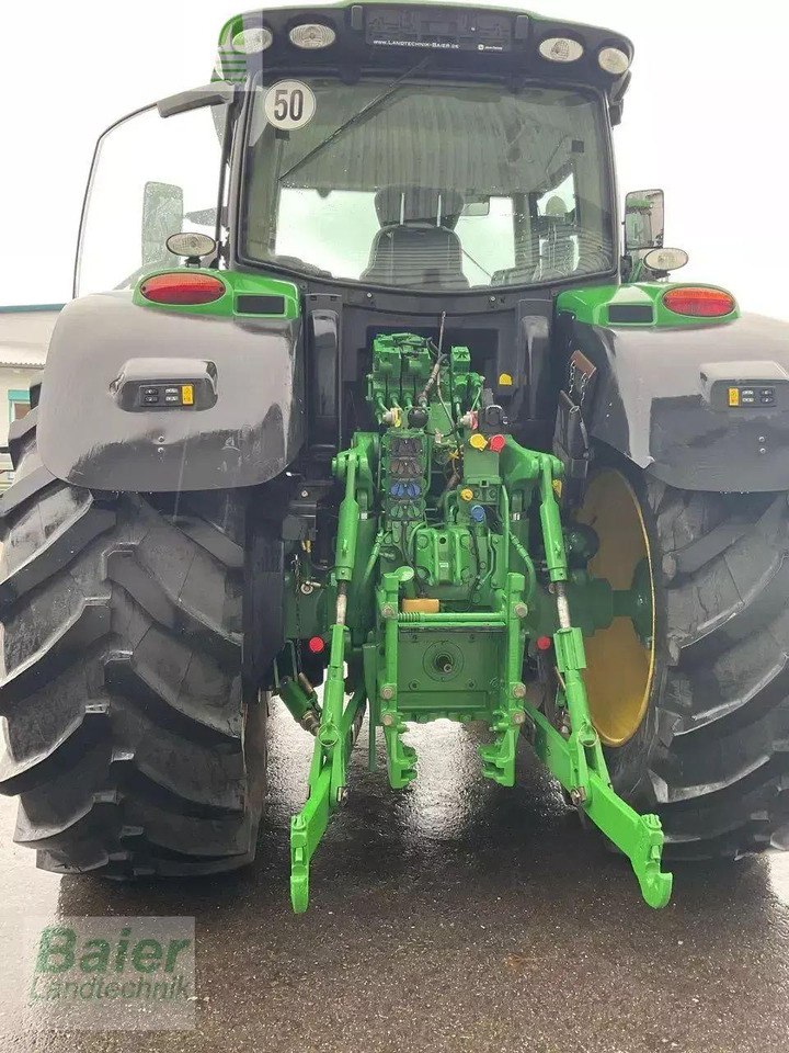 John Deere 6215r - Tractor: afbeelding 5 John Deere 6215r - Tractor: afbeelding 5