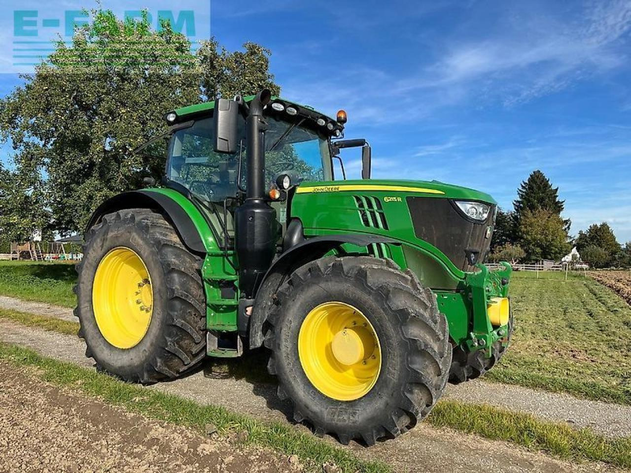 John Deere 6215r - Tractor: afbeelding 3 John Deere 6215r - Tractor: afbeelding 3