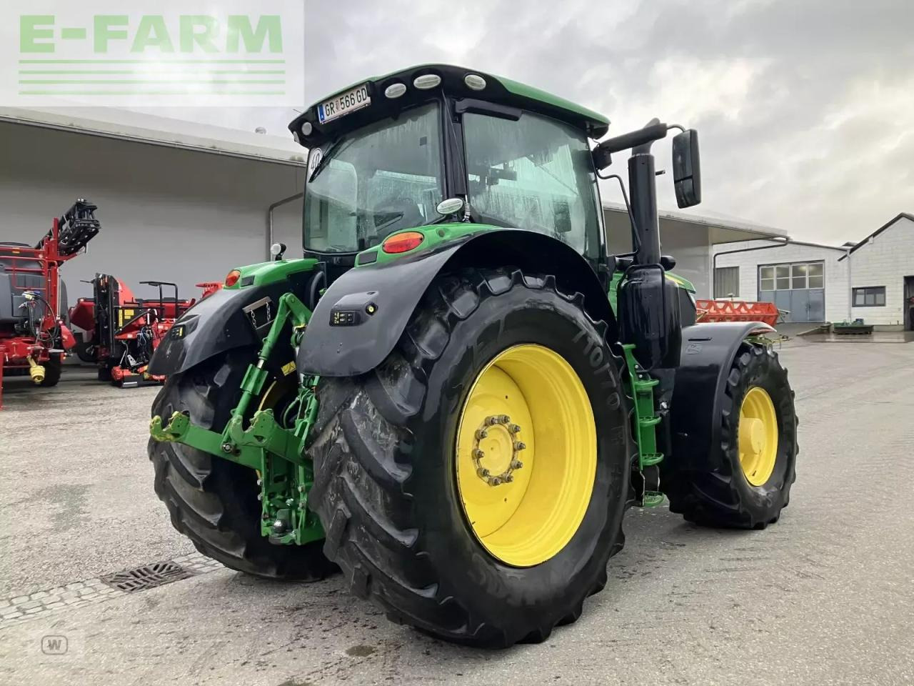 John Deere 6215r - Tractor: afbeelding 5 John Deere 6215r - Tractor: afbeelding 5