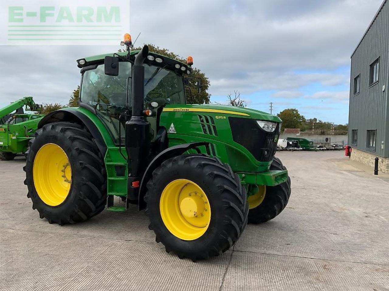 John Deere 6215r tractor (st24428) - Tractor: afbeelding 3 John Deere 6215r tractor (st24428) - Tractor: afbeelding 3