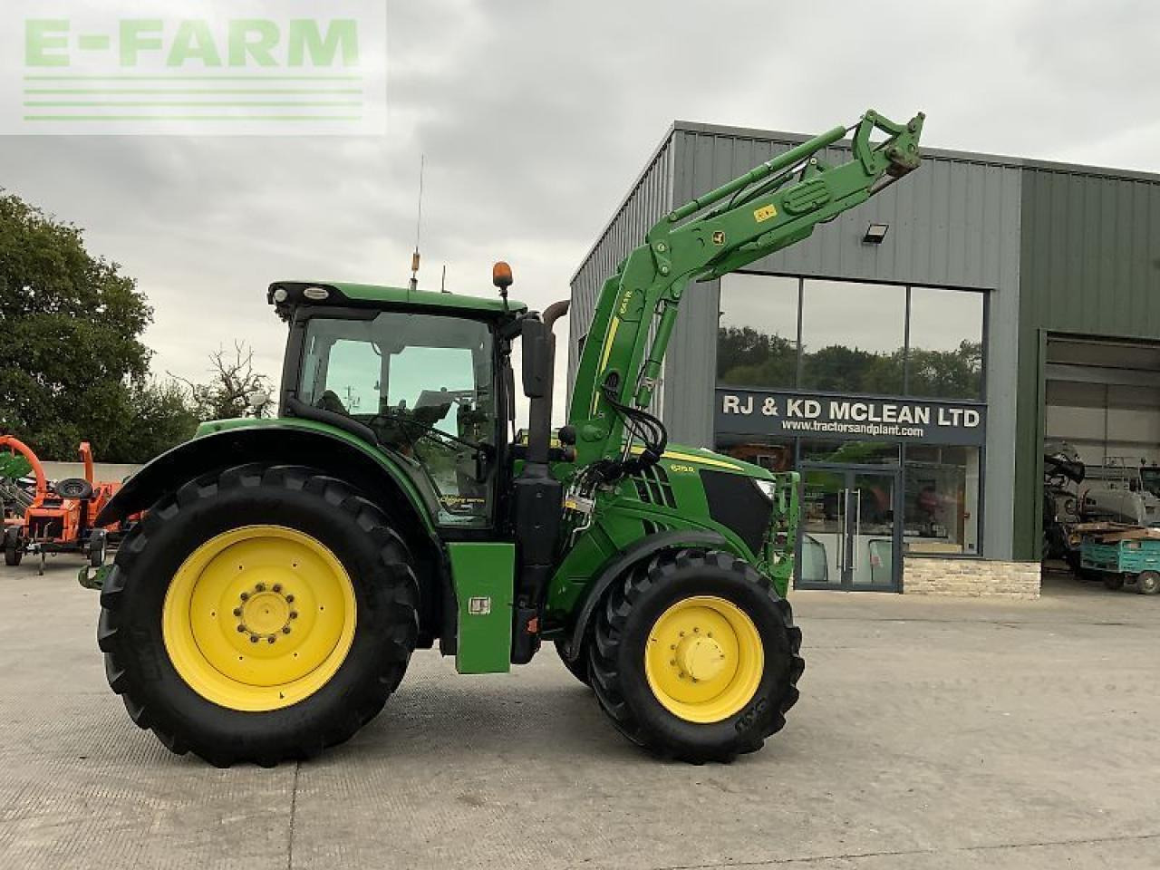 John Deere 6215r ultimate edition tractor (st24011) - Tractor: afbeelding 1 John Deere 6215r ultimate edition tractor (st24011) - Tractor: afbeelding 1