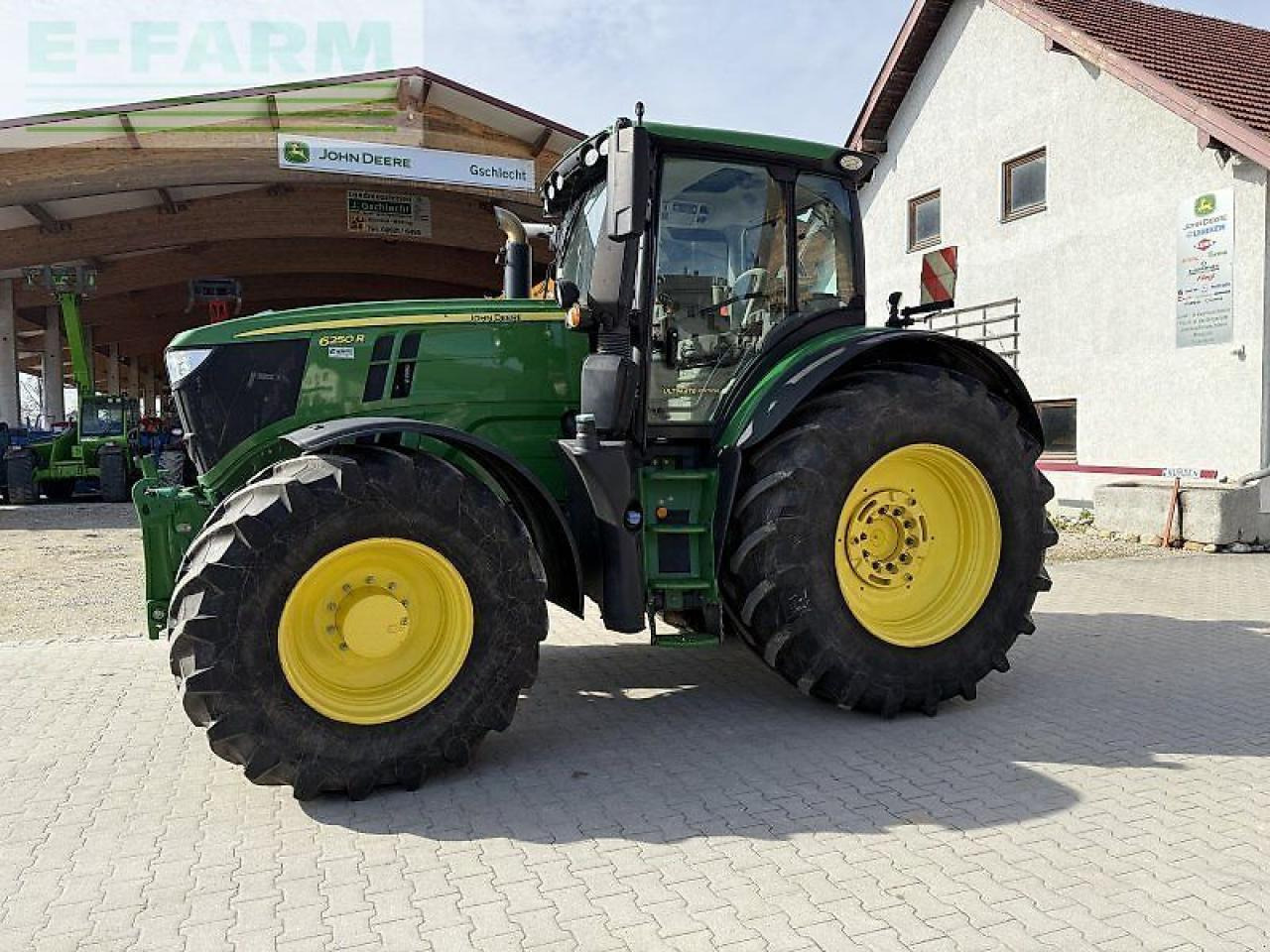John Deere 6250r ultimate - Tractor: afbeelding 2 John Deere 6250r ultimate - Tractor: afbeelding 2