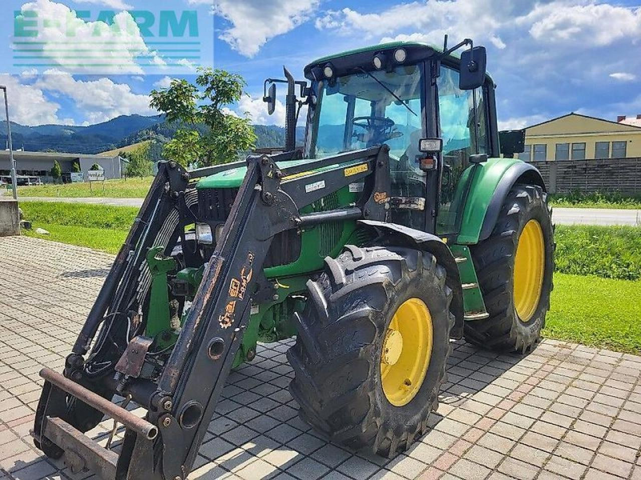 John Deere 6320 premium - Tractor: afbeelding 2 John Deere 6320 premium - Tractor: afbeelding 2