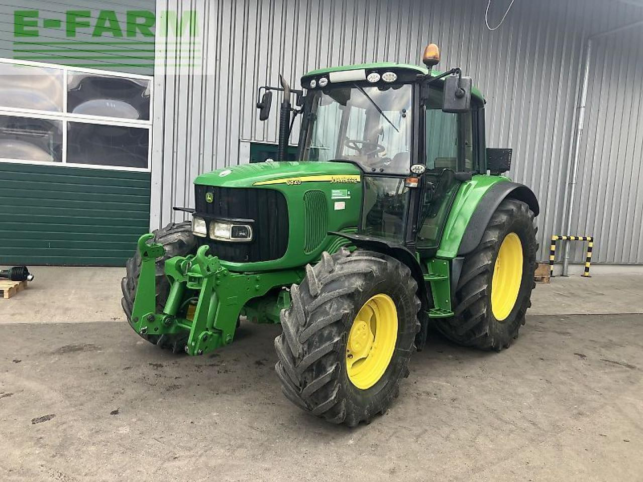 John Deere 6320 premium - Tractor: afbeelding 1 John Deere 6320 premium - Tractor: afbeelding 1