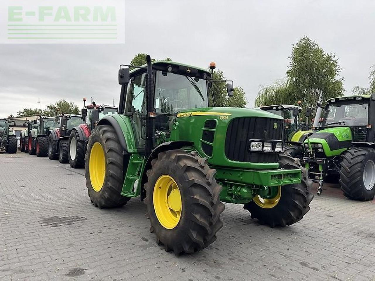 John Deere 6534 - Tractor: afbeelding 3 John Deere 6534 - Tractor: afbeelding 3