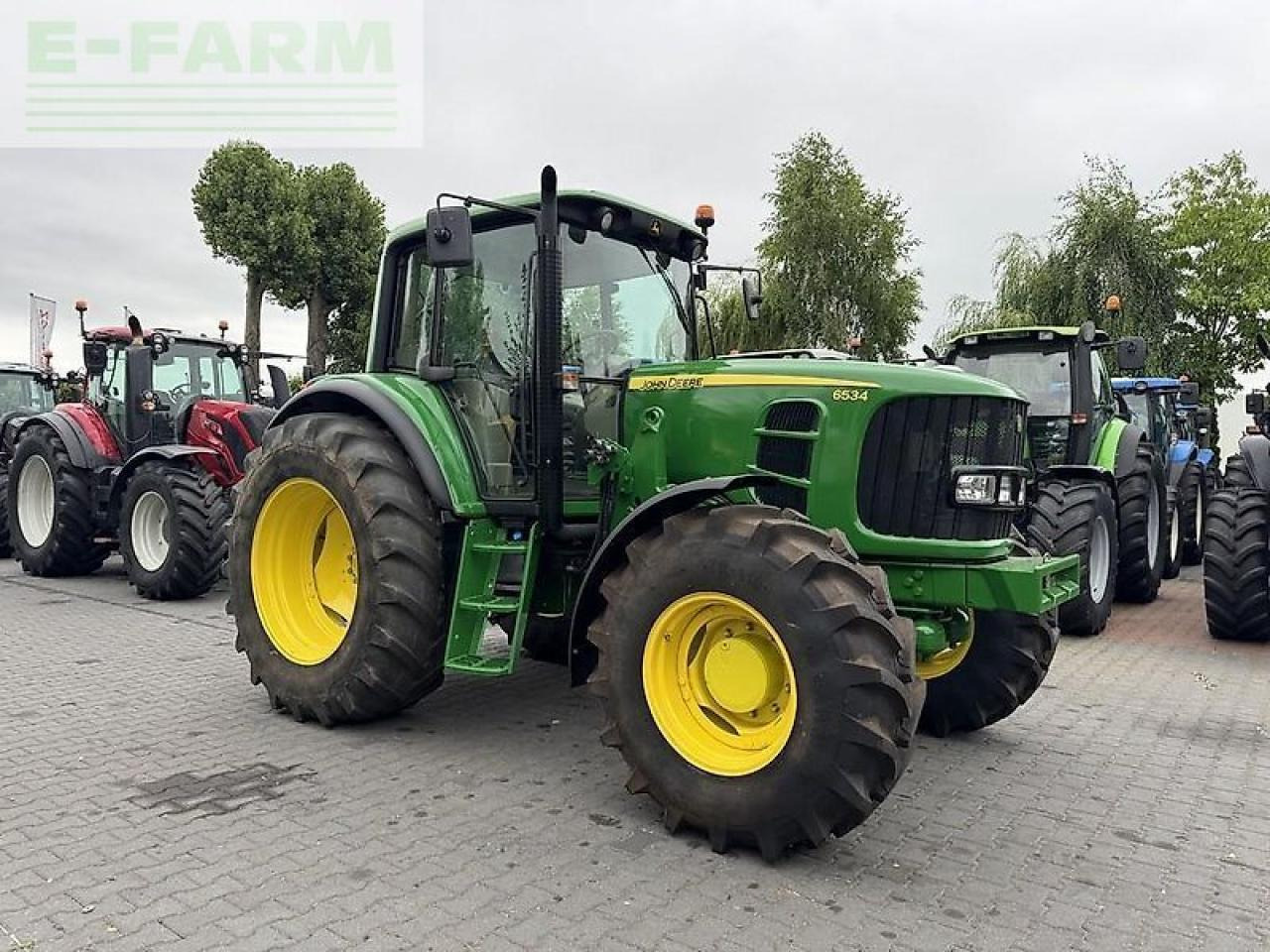 John Deere 6534 - Tractor: afbeelding 4 John Deere 6534 - Tractor: afbeelding 4