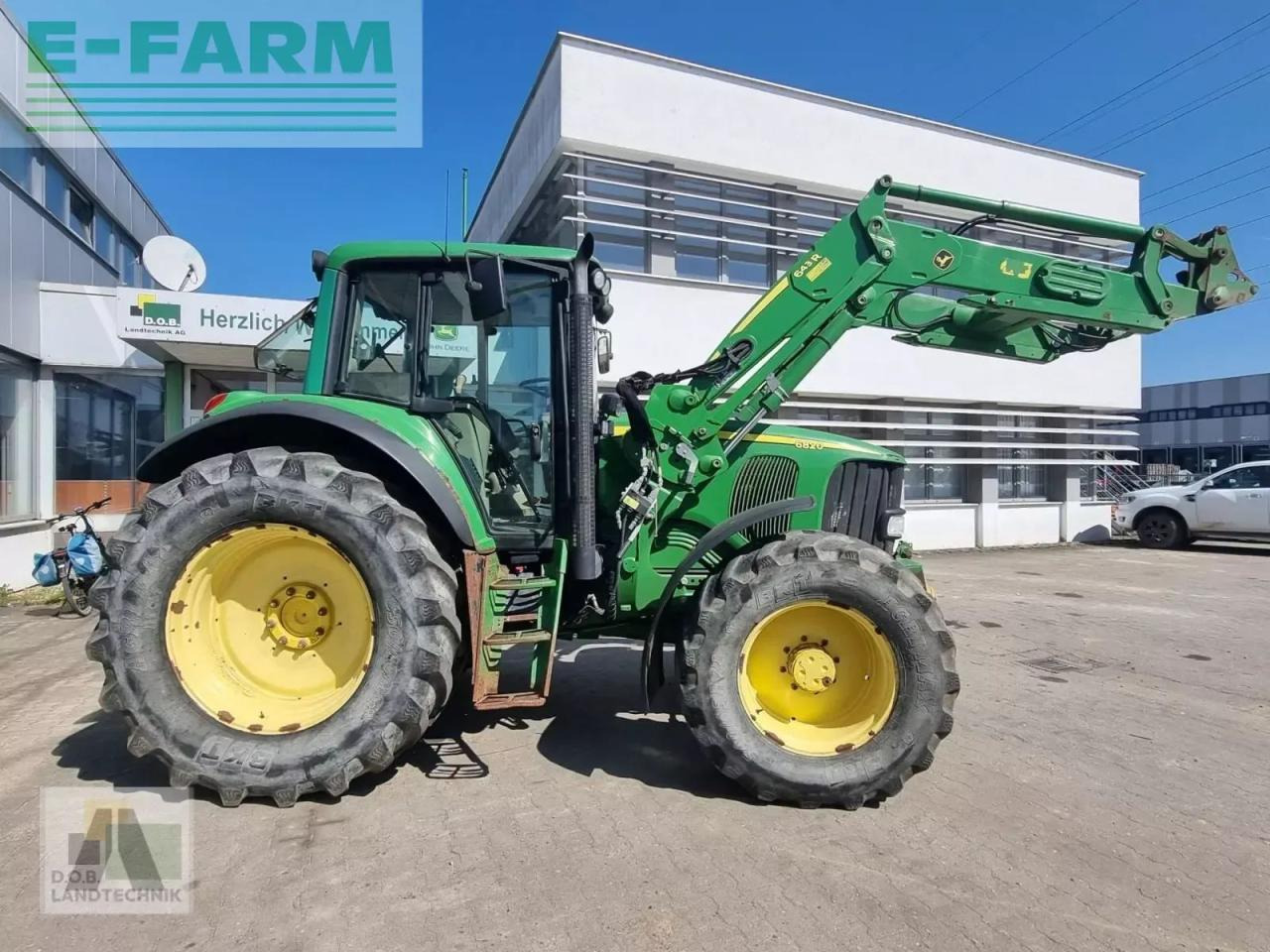 John Deere 6820 - Tractor: afbeelding 4 John Deere 6820 - Tractor: afbeelding 4