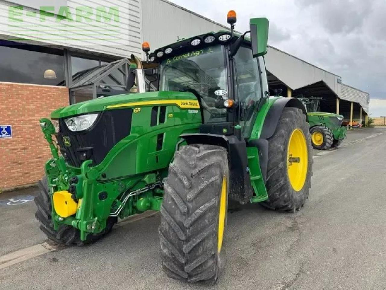 John Deere 6r 155 - Tractor: afbeelding 1 John Deere 6r 155 - Tractor: afbeelding 1