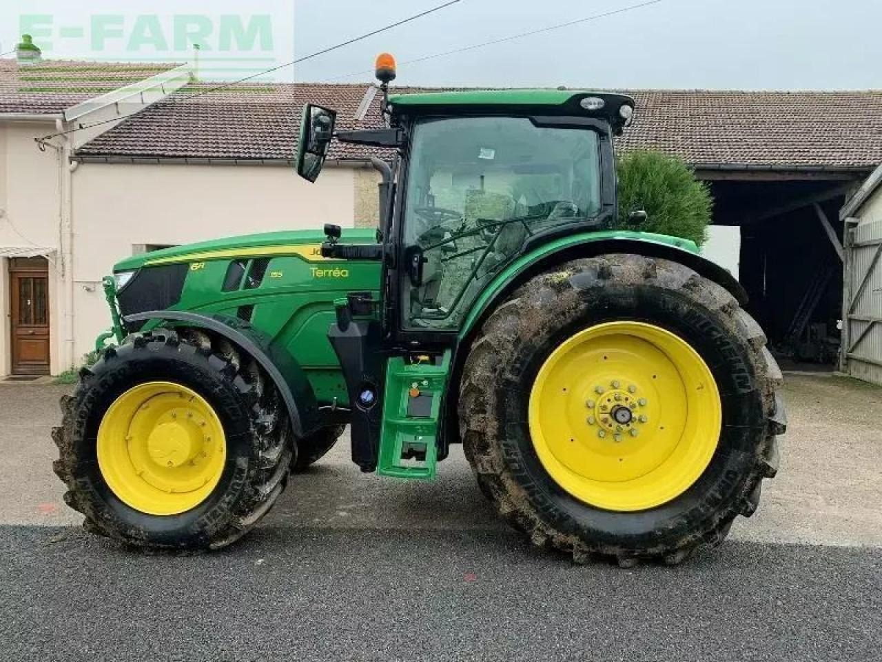 John Deere 6r 155 - Tractor: afbeelding 5 John Deere 6r 155 - Tractor: afbeelding 5