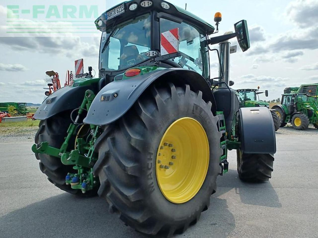 John Deere 6r 250 - Tractor: afbeelding 4 John Deere 6r 250 - Tractor: afbeelding 4