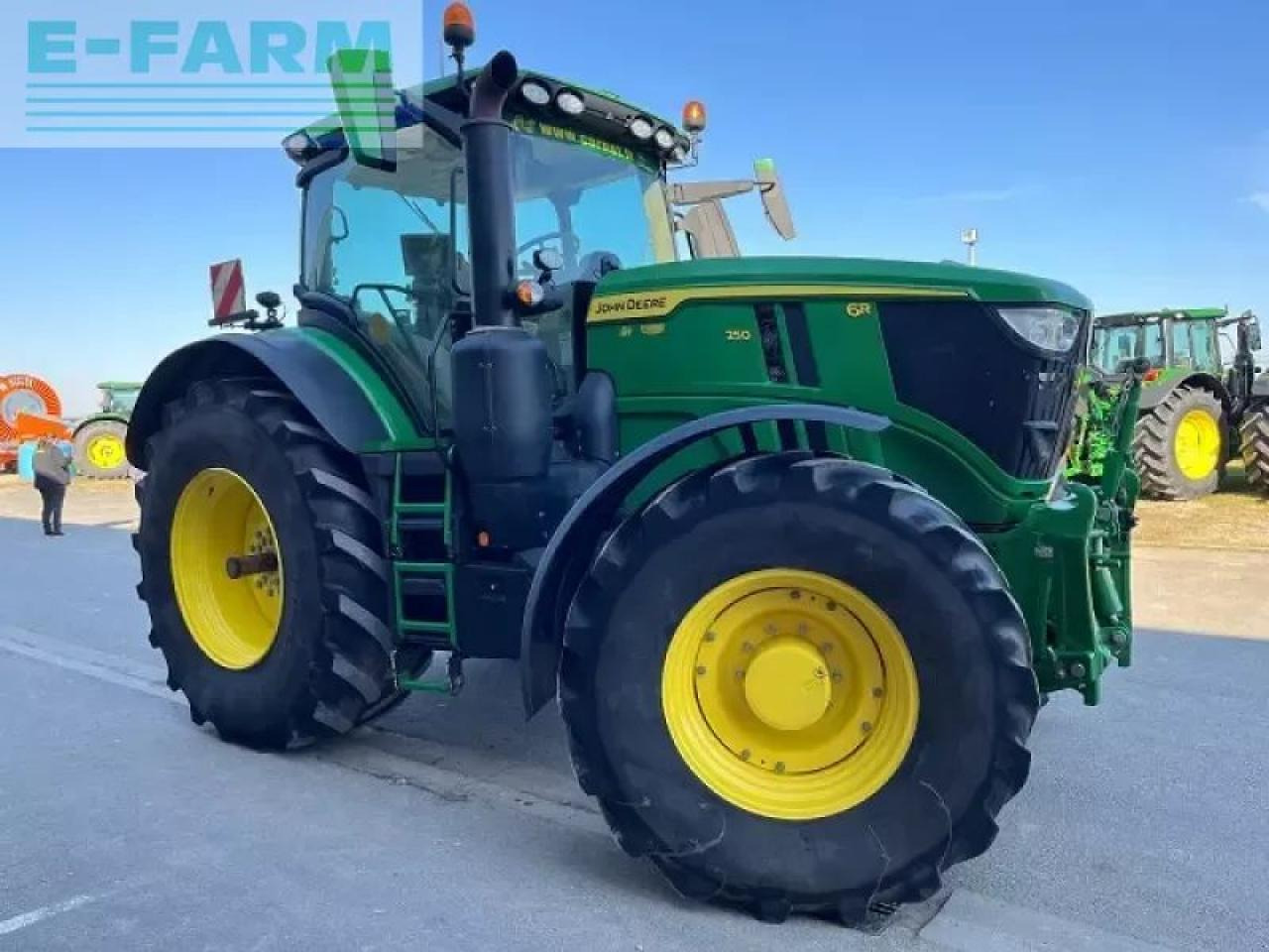 John Deere 6r 250 - Tractor: afbeelding 2 John Deere 6r 250 - Tractor: afbeelding 2