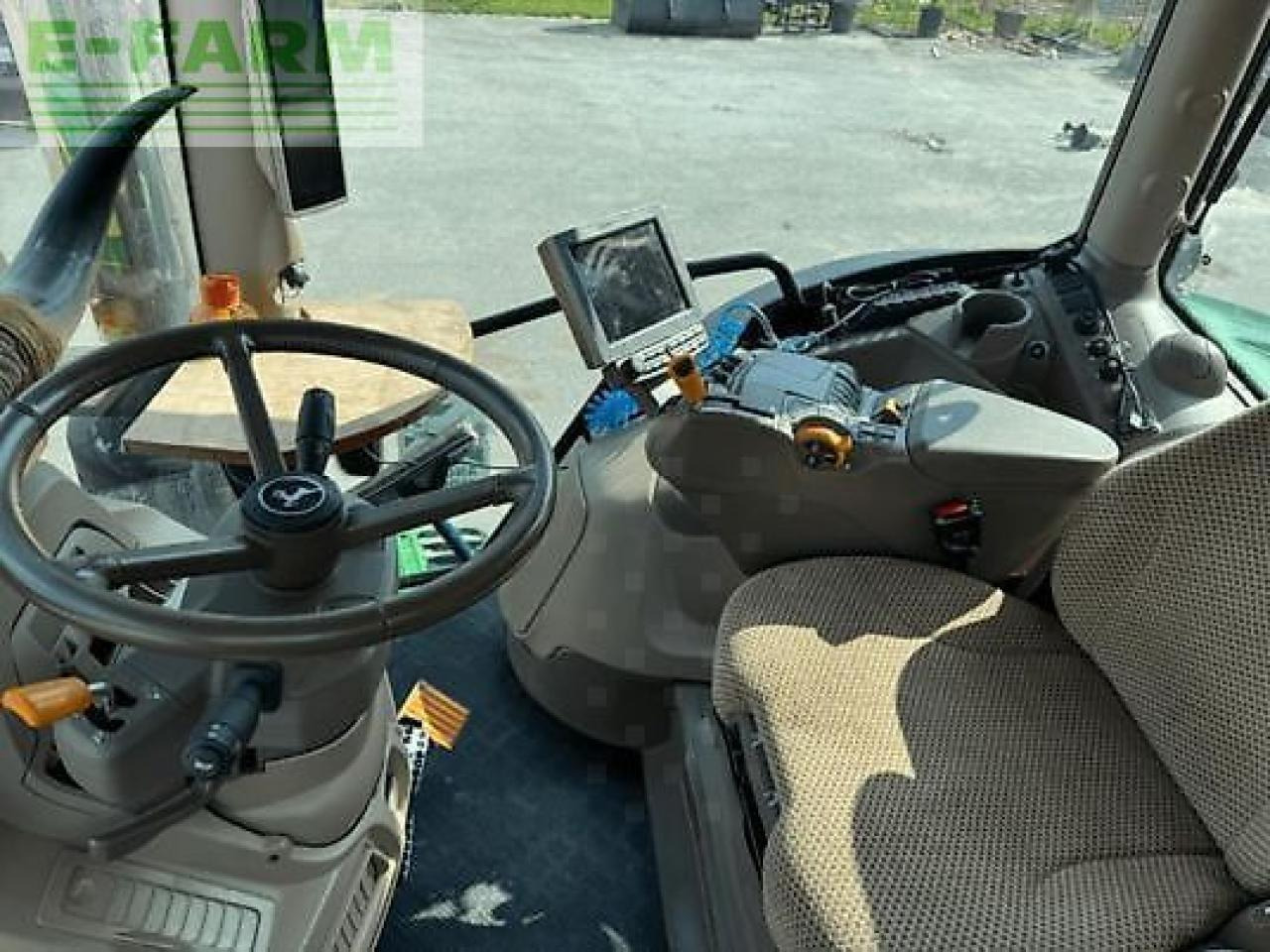 John Deere 6r195 - Tractor: afbeelding 4 John Deere 6r195 - Tractor: afbeelding 4