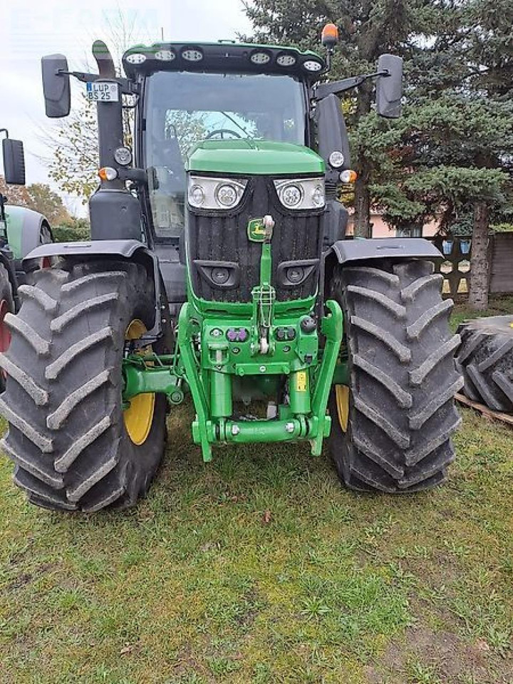 John Deere 6r250 - Tractor: afbeelding 2 John Deere 6r250 - Tractor: afbeelding 2