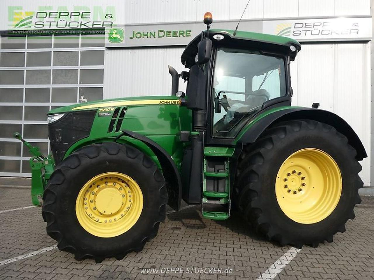John Deere 7230r - Tractor: afbeelding 1 John Deere 7230r - Tractor: afbeelding 1