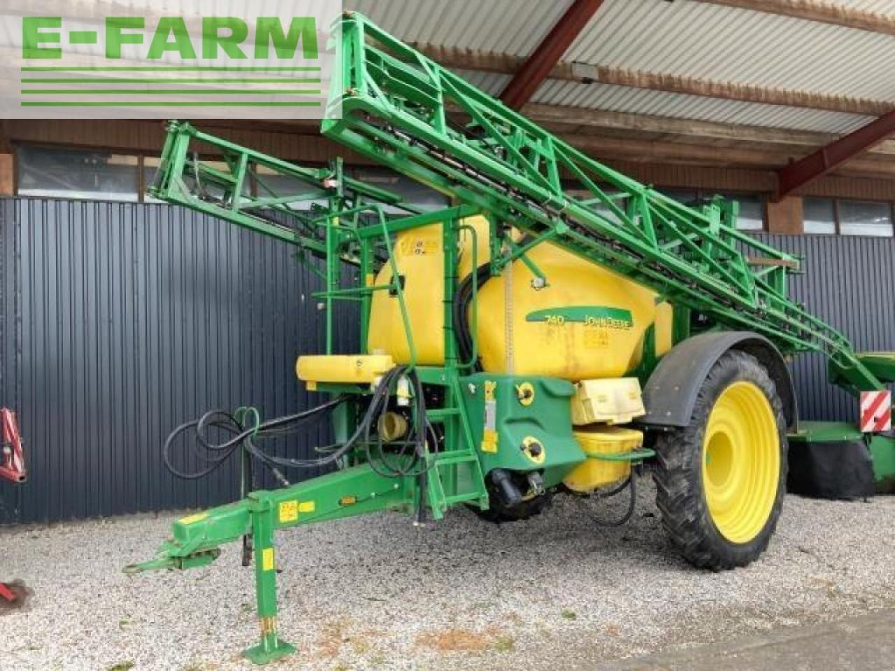 John Deere 740/24 - Getrokken veldspuit: afbeelding 1 John Deere 740/24 - Getrokken veldspuit: afbeelding 1