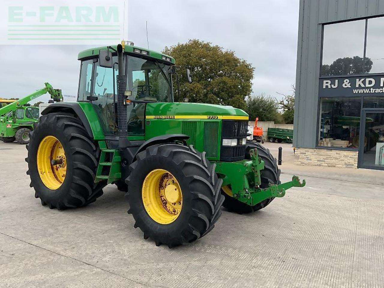 John Deere 7710 tractor - Tractor: afbeelding 2 John Deere 7710 tractor - Tractor: afbeelding 2