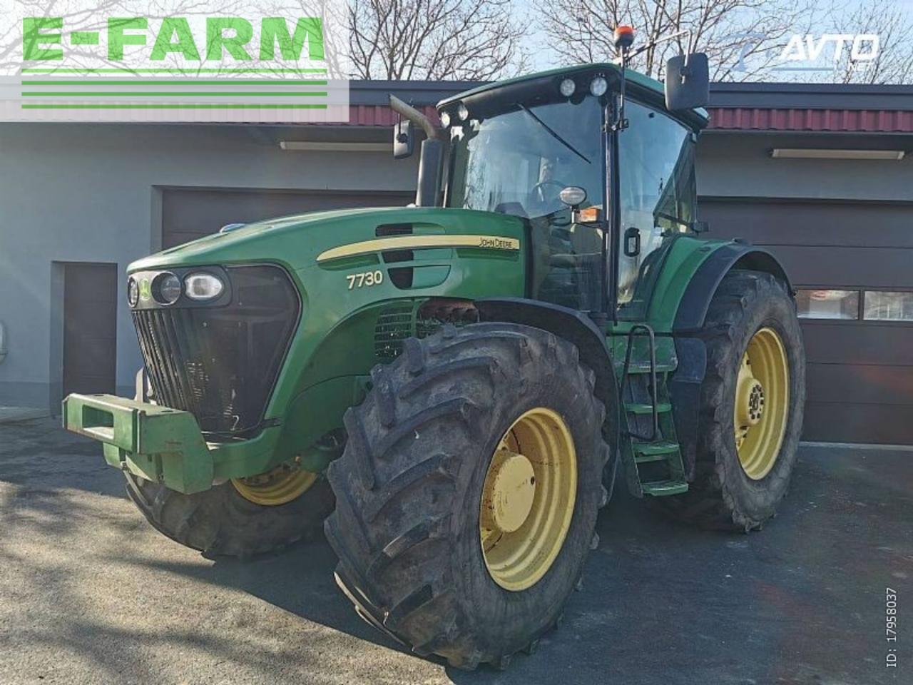 John Deere 7730 - Tractor: afbeelding 3 John Deere 7730 - Tractor: afbeelding 3
