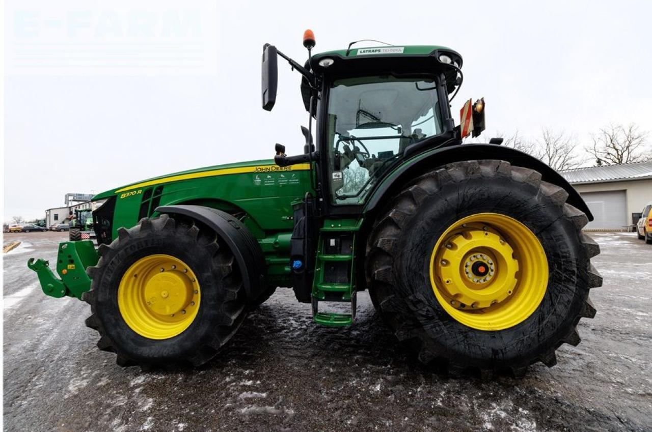 John Deere 8370R - Tractor: afbeelding 2 John Deere 8370R - Tractor: afbeelding 2