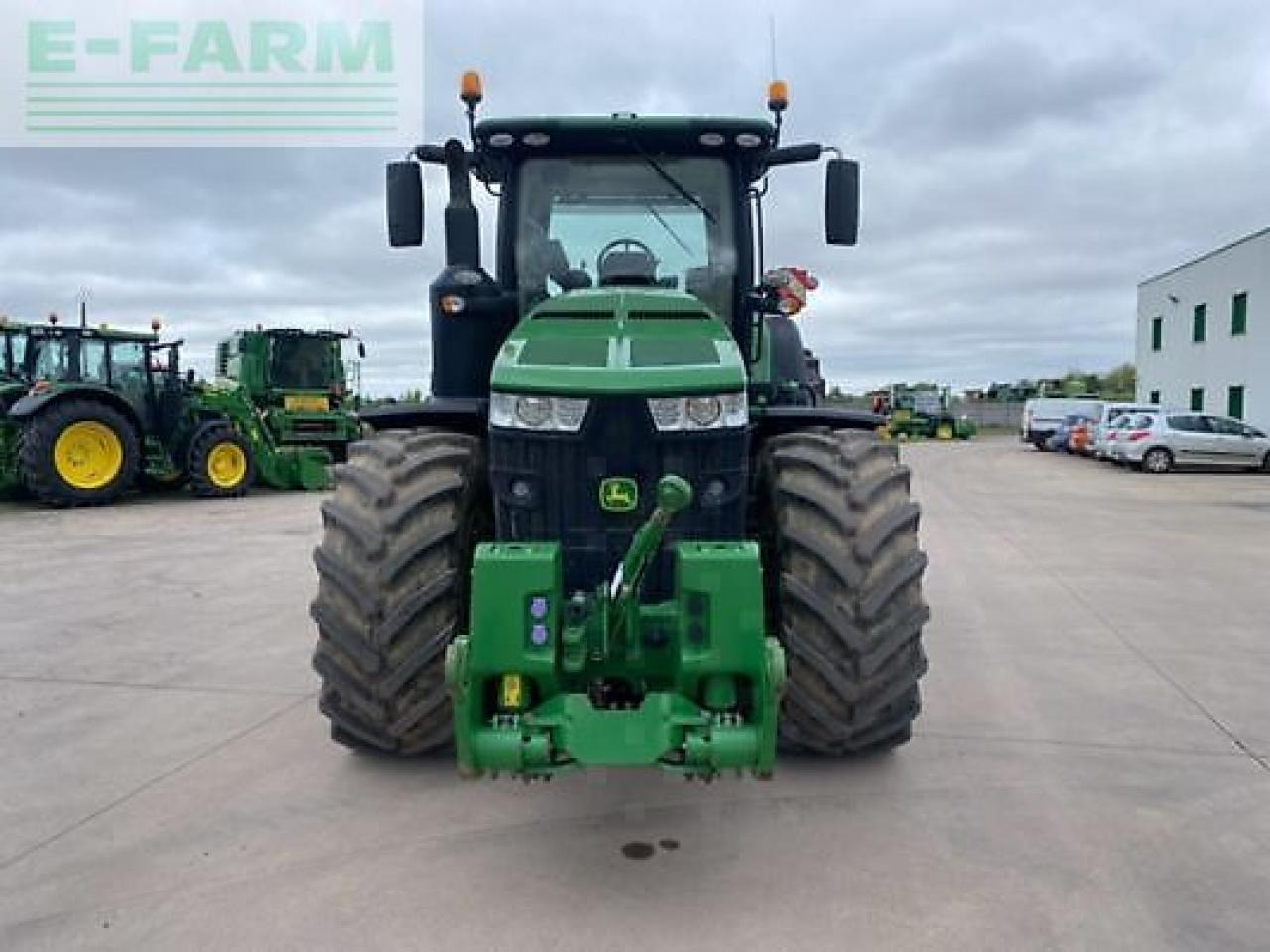 John Deere 8370r - Hot Deal - Tractor: afbeelding 2 John Deere 8370r - Hot Deal - Tractor: afbeelding 2