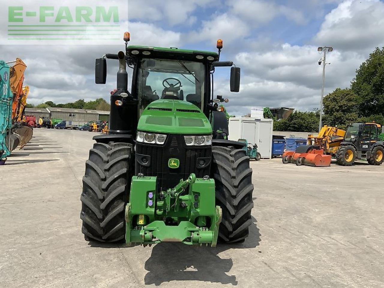 John Deere 8370r ultimate edition tractor (st23424) - Tractor: afbeelding 3 John Deere 8370r ultimate edition tractor (st23424) - Tractor: afbeelding 3