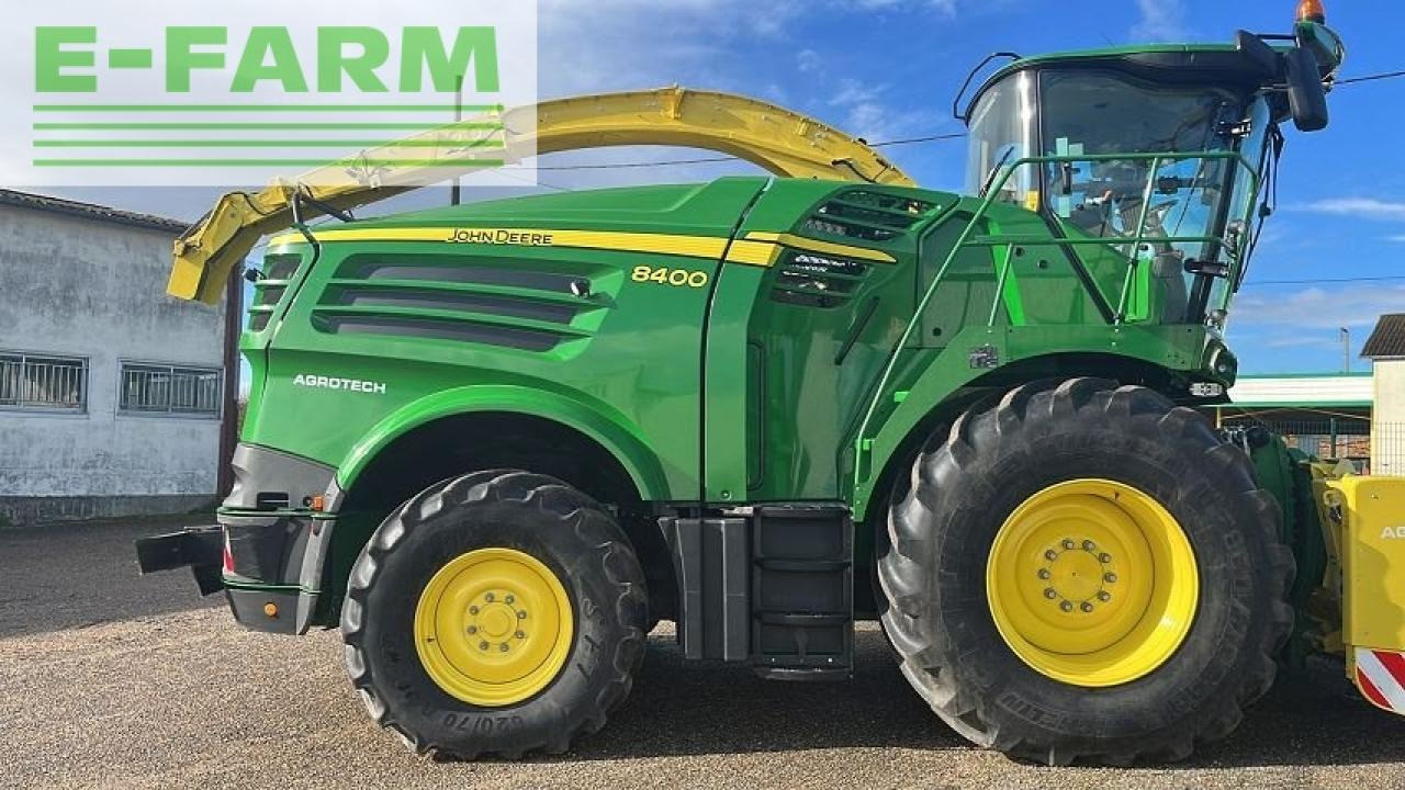 John Deere 8400 - Hakselaar: afbeelding 1 John Deere 8400 - Hakselaar: afbeelding 1