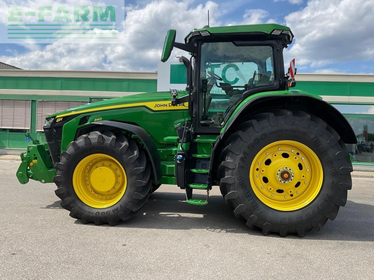 John Deere 8R340 - Tractor: afbeelding 2 John Deere 8R340 - Tractor: afbeelding 2