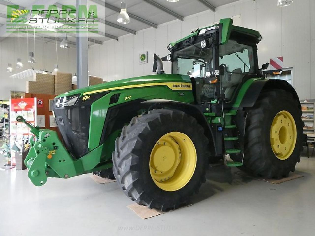 John Deere 8r 370 - Tractor: afbeelding 1 John Deere 8r 370 - Tractor: afbeelding 1