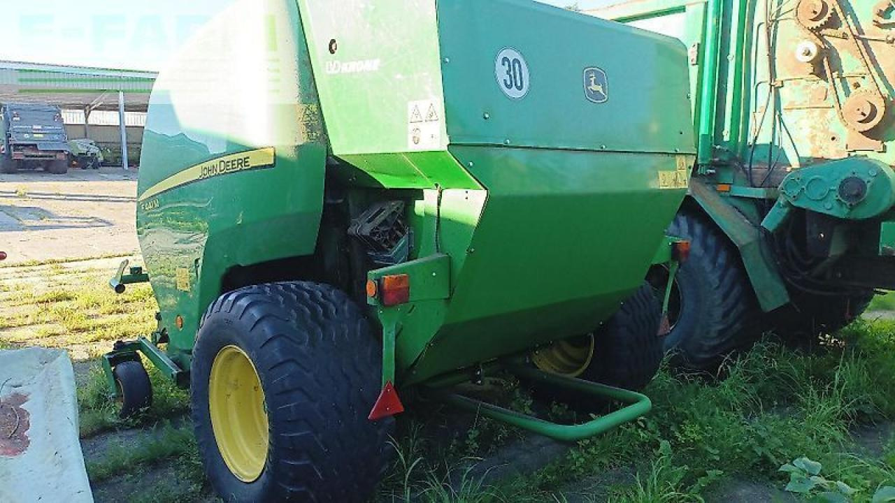 John Deere f441 m - Vierkante balenpers: afbeelding 4 John Deere f441 m - Vierkante balenpers: afbeelding 4