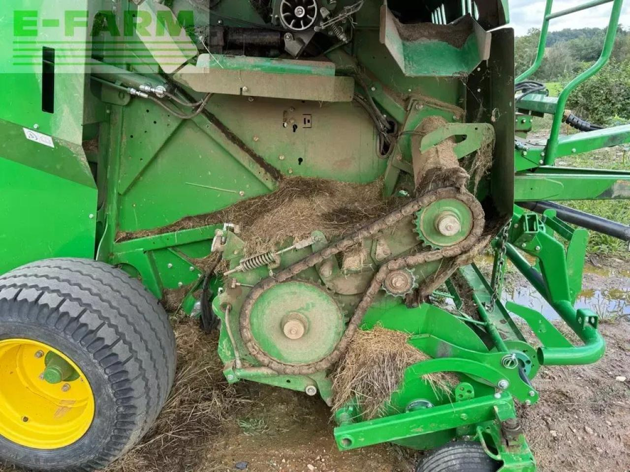 John Deere f441m - Vierkante balenpers: afbeelding 3 John Deere f441m - Vierkante balenpers: afbeelding 3