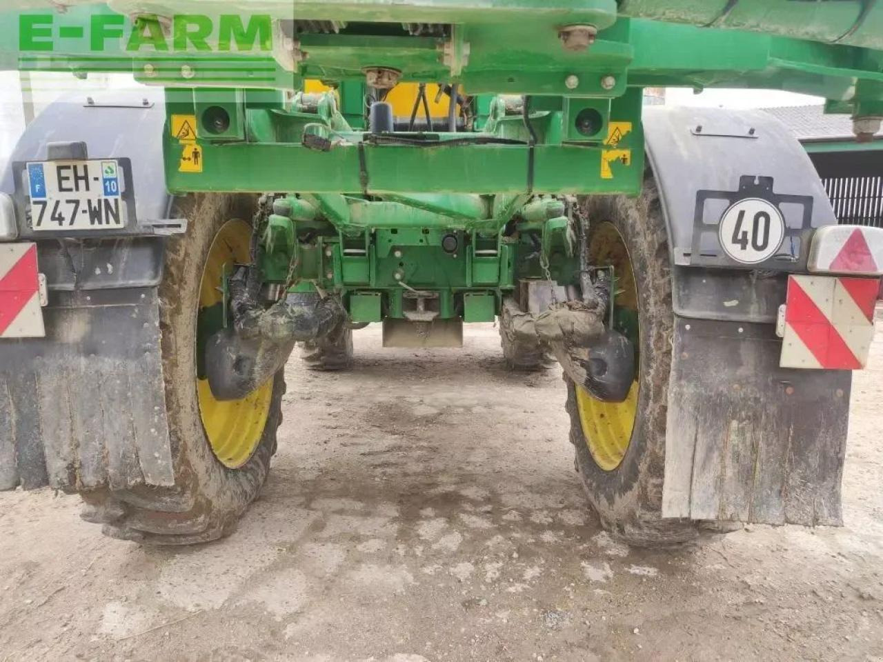 John Deere r4040i - Getrokken veldspuit: afbeelding 4 John Deere r4040i - Getrokken veldspuit: afbeelding 4