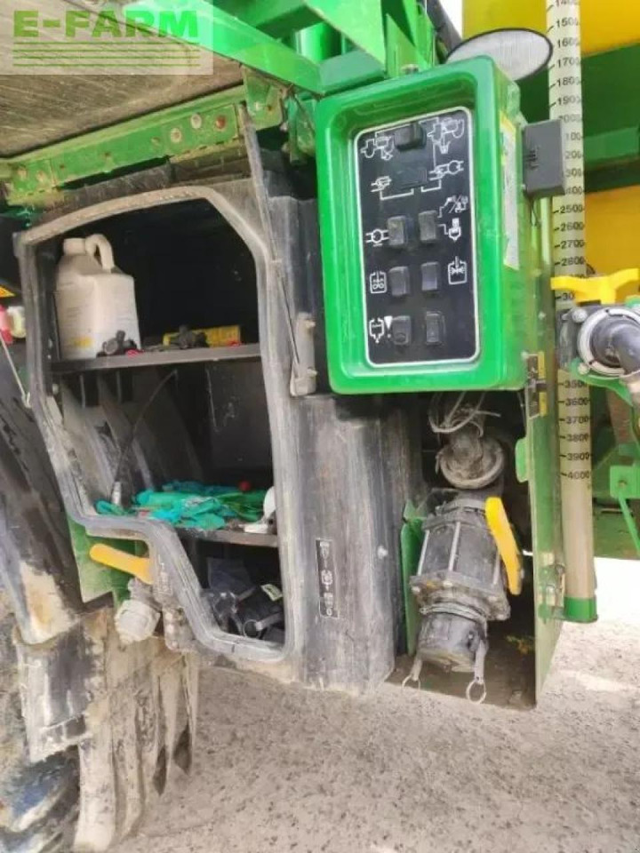 John Deere r4040i - Getrokken veldspuit: afbeelding 5 John Deere r4040i - Getrokken veldspuit: afbeelding 5